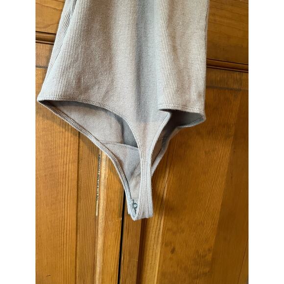 Abercrombie & Fitch Women's Soft Ribbed Bodysuit Racerback Sleeveless Tan SZ XS - Picture 9 of 11